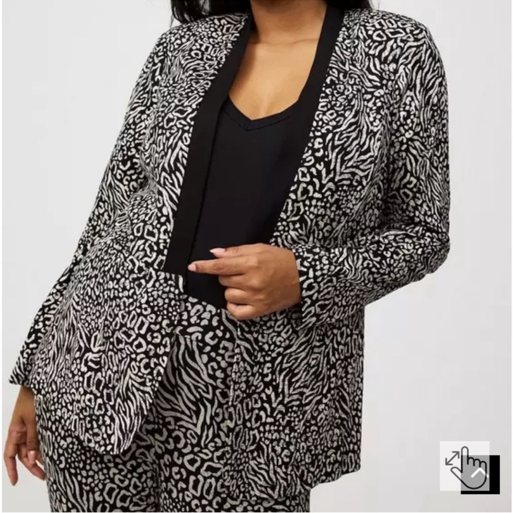 Torrid Women's Black and White Animal Print Jacket